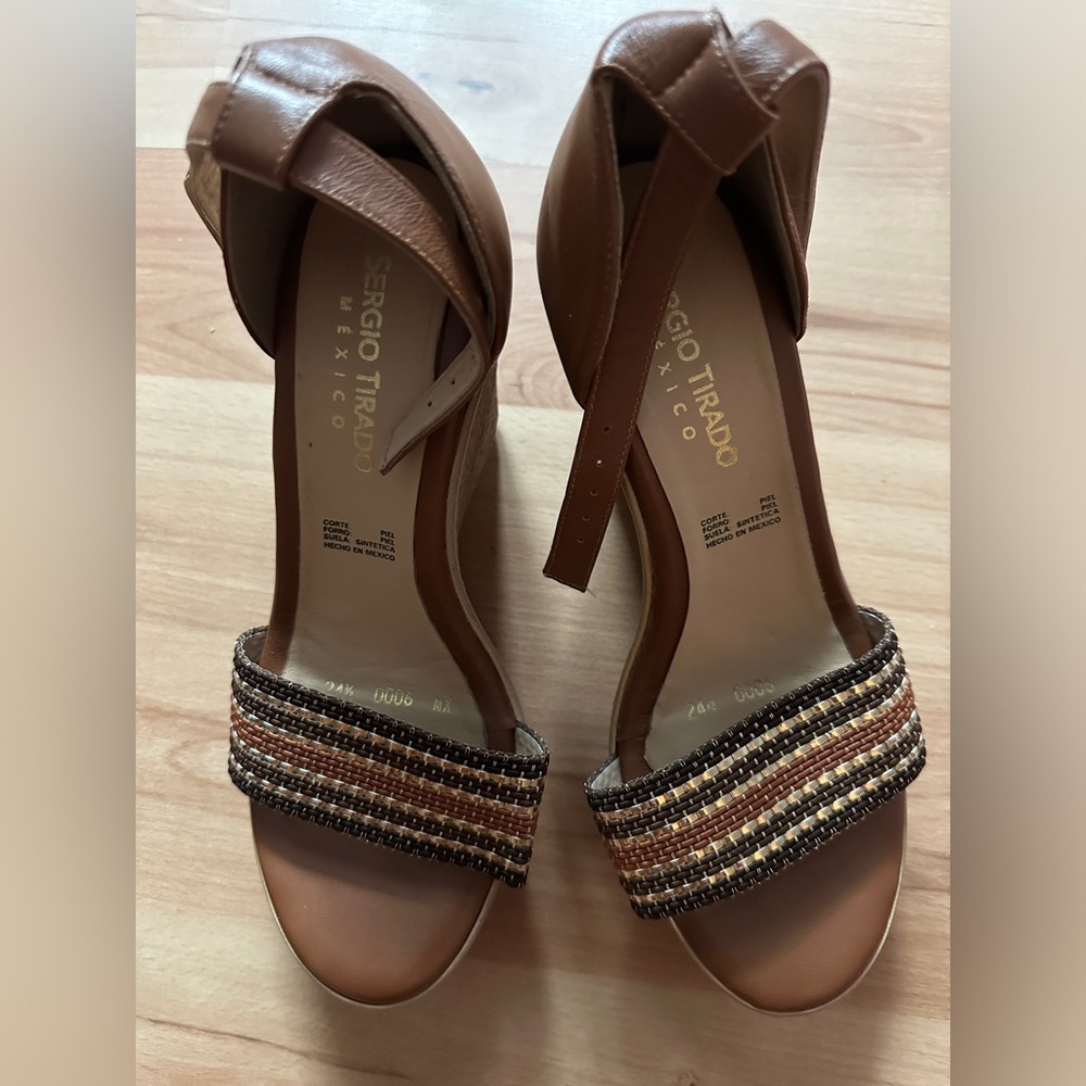 Wedge sandals